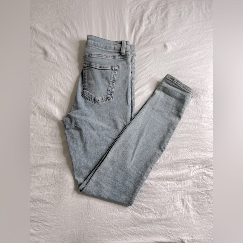 H&M jeans size 4
